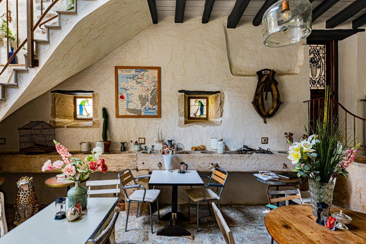 Le Domaine Des Carriers Bed & Breakfast Chevroches Eksteriør bilde