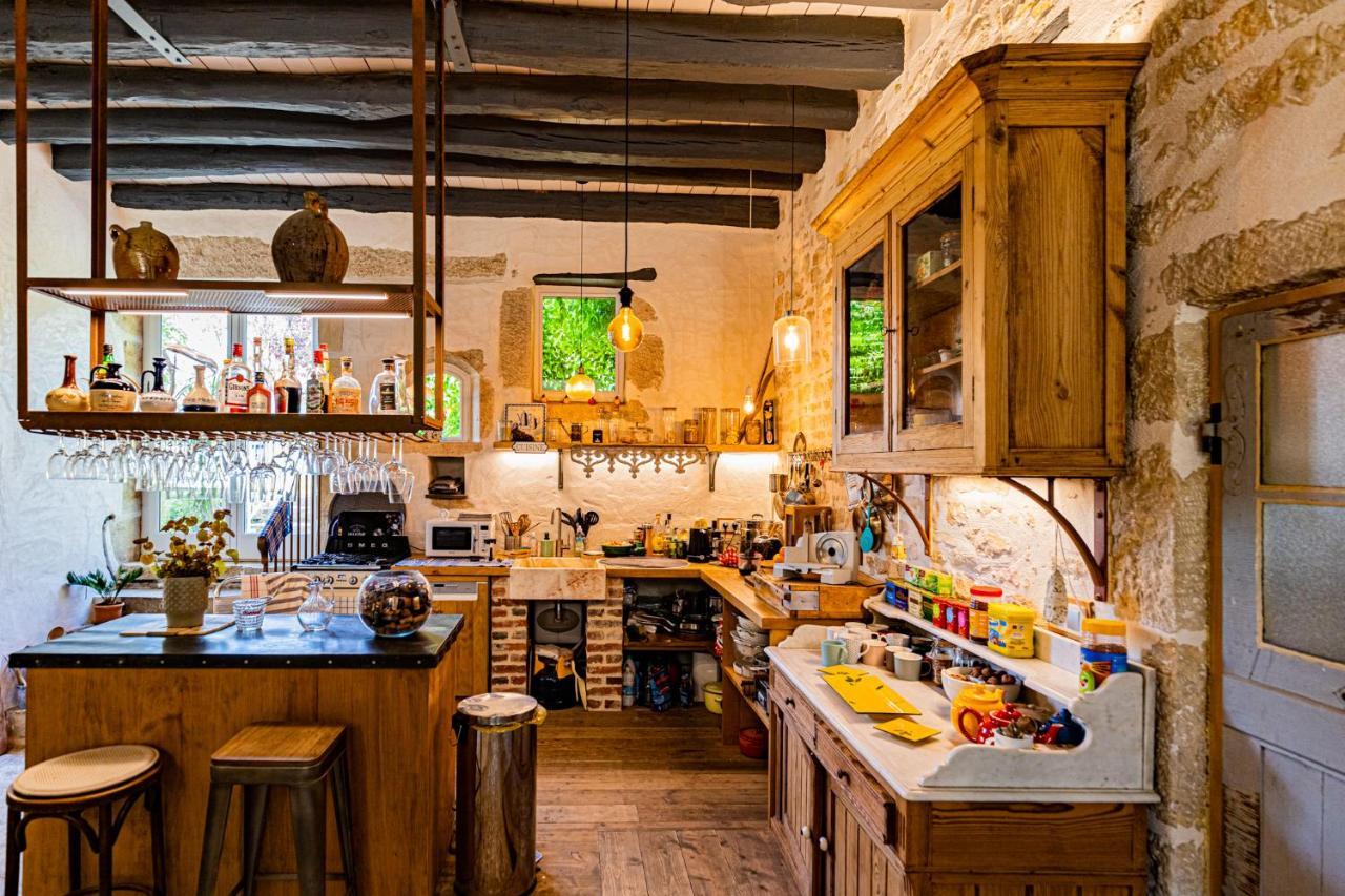 Le Domaine Des Carriers Bed & Breakfast Chevroches Eksteriør bilde