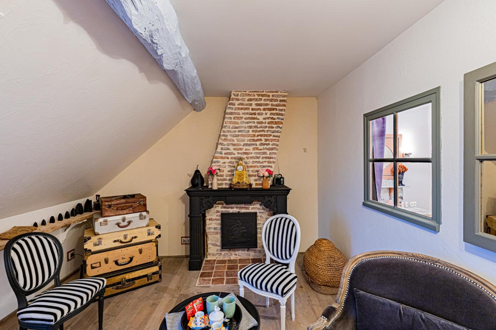 Le Domaine Des Carriers Bed & Breakfast Chevroches Rom bilde